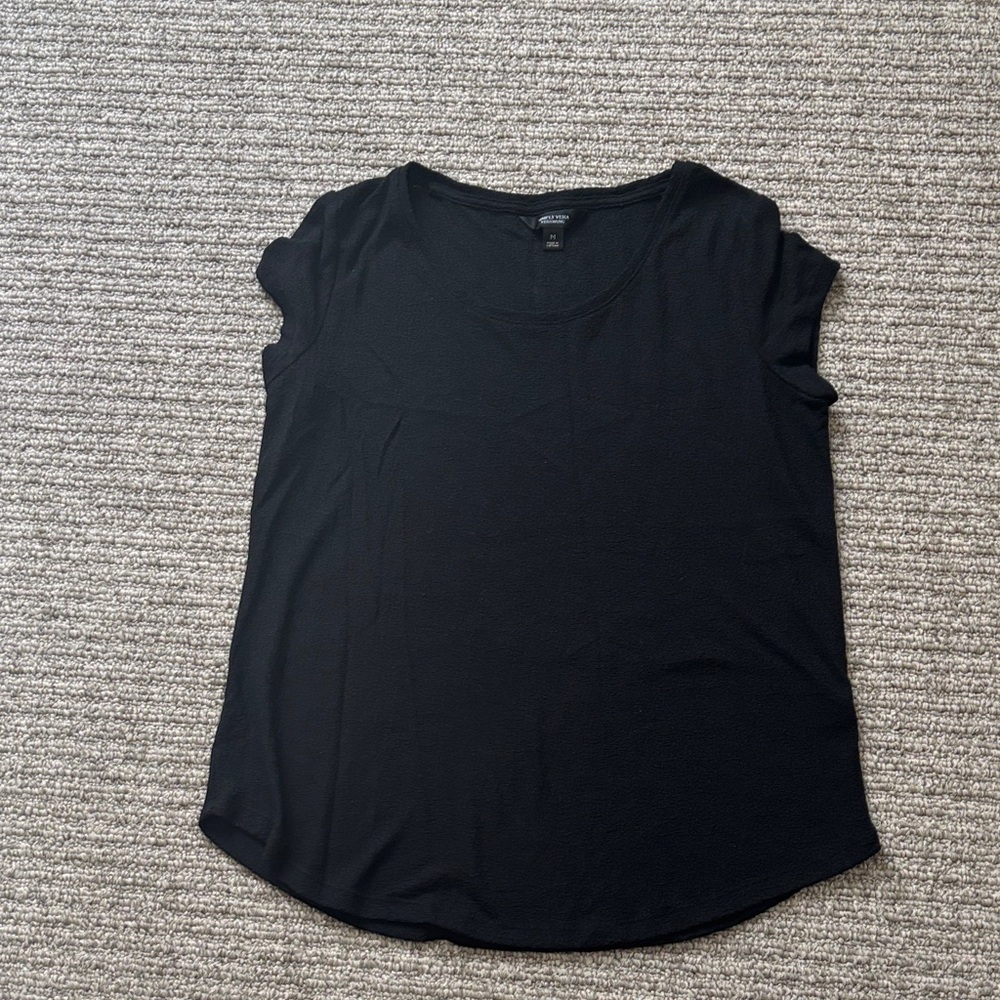 Simply Vera Vera Wang Black Short Sleeve Top